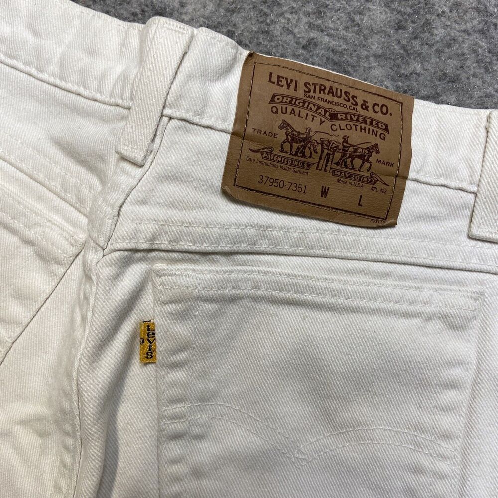 Vintage Levi's‎ 950 Jean Shorts Women's Size 5 White Denim - Picture 9 of 10